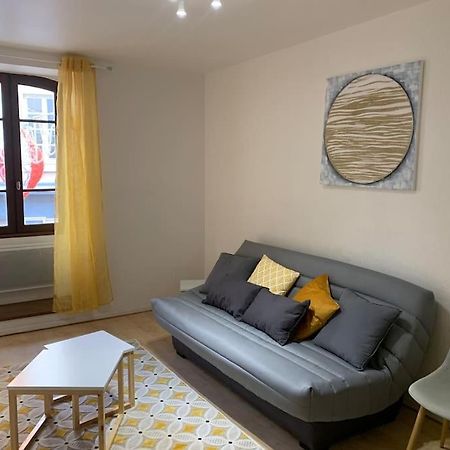 Aubenas : Beau Studio, Proche Du Chateau Esterno foto